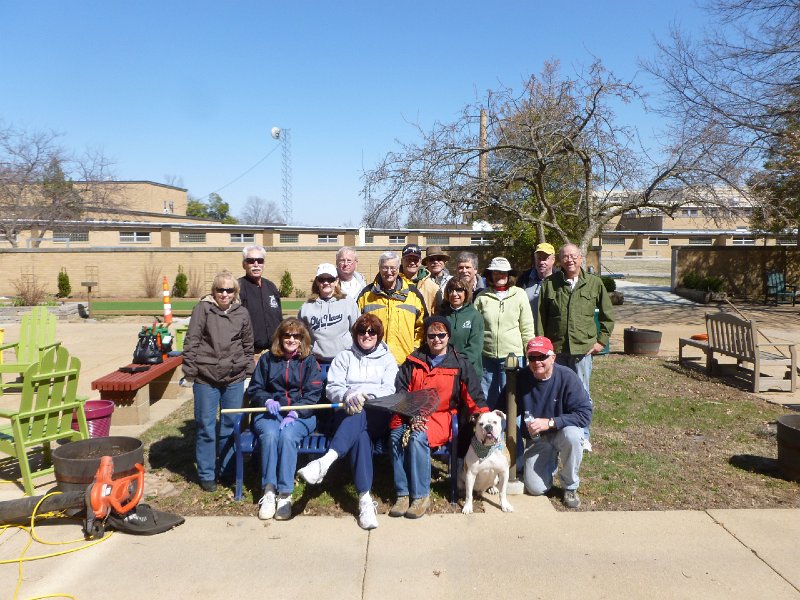 VA Garden March 2104 031